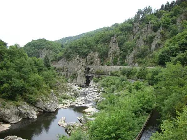 Monte Escalier 07 Monte escalier Beauvène