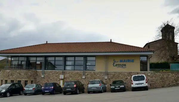 Monte Escalier 07 Monte escalier Lemps